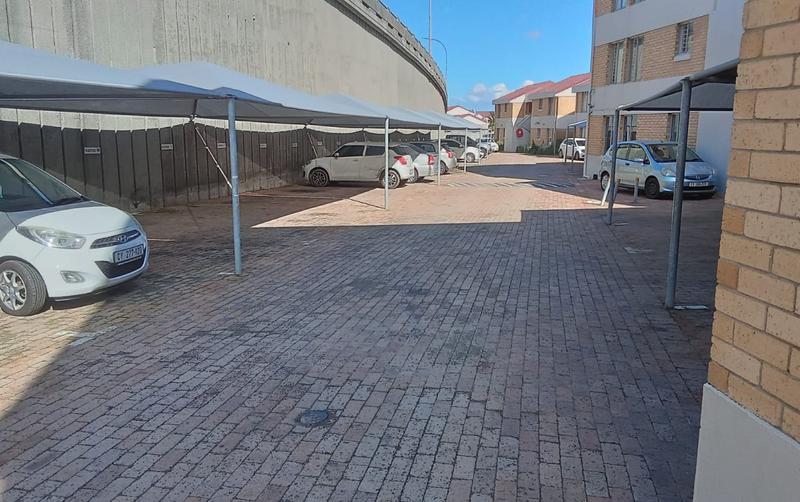 2 Bedroom Property for Sale in Churchill Estate Western Cape